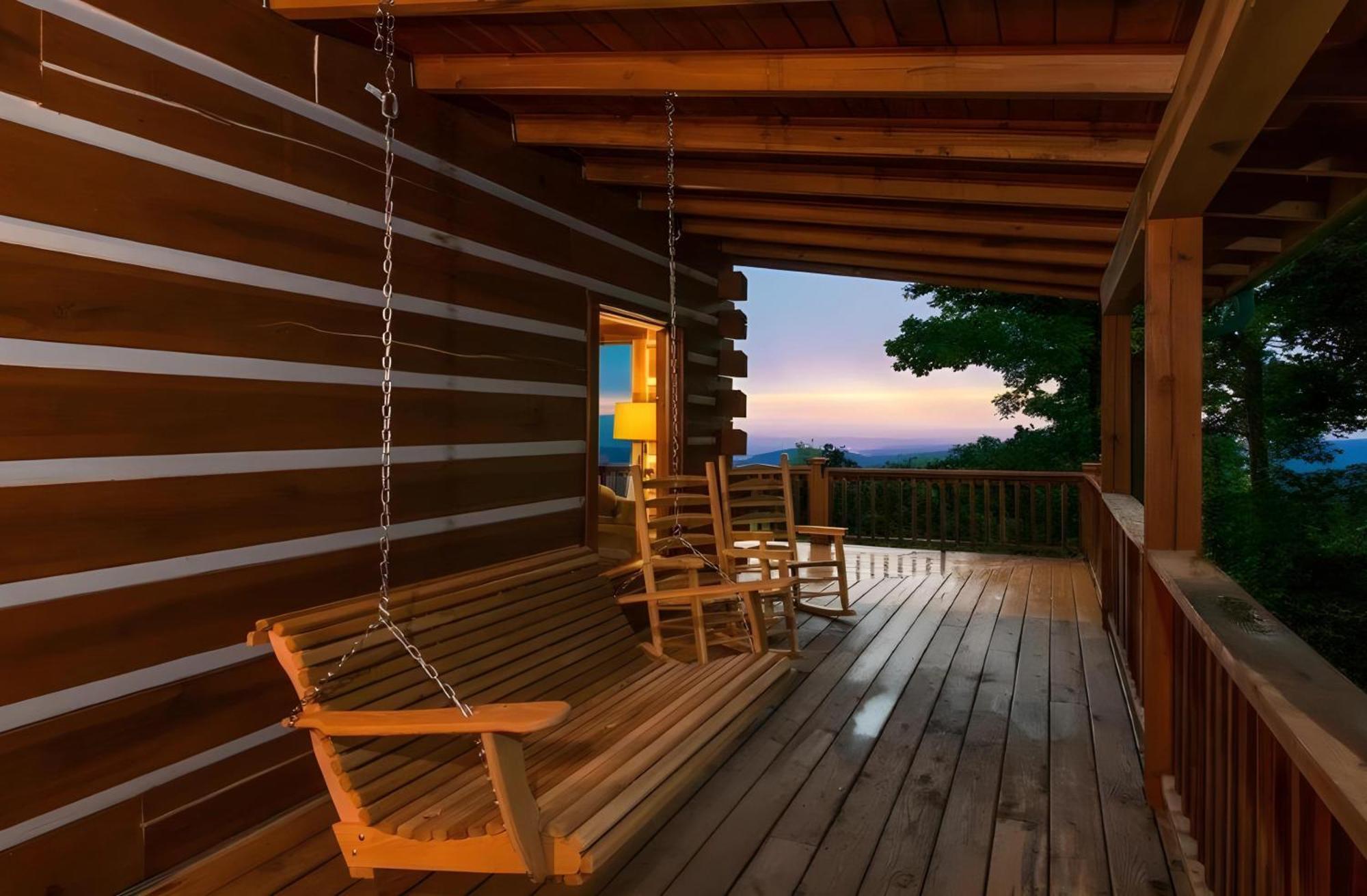 Incredible Views Hot Tub Close To Everything Holiday home