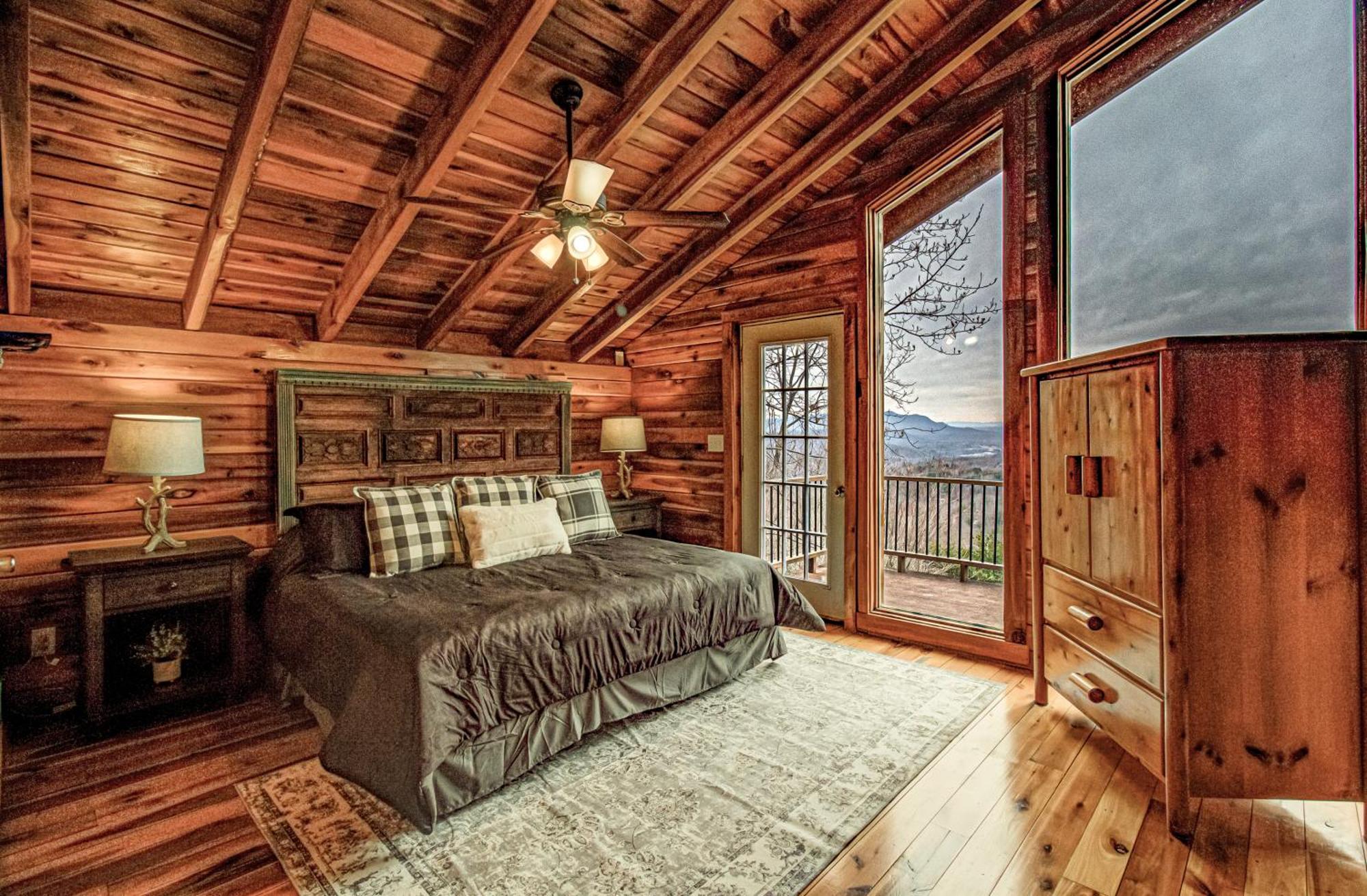 Holiday home Incredible Views Hot Tub Close To Everything